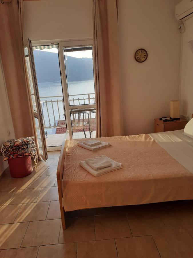 Villa Angelina Kumbor Eksteriør bilde