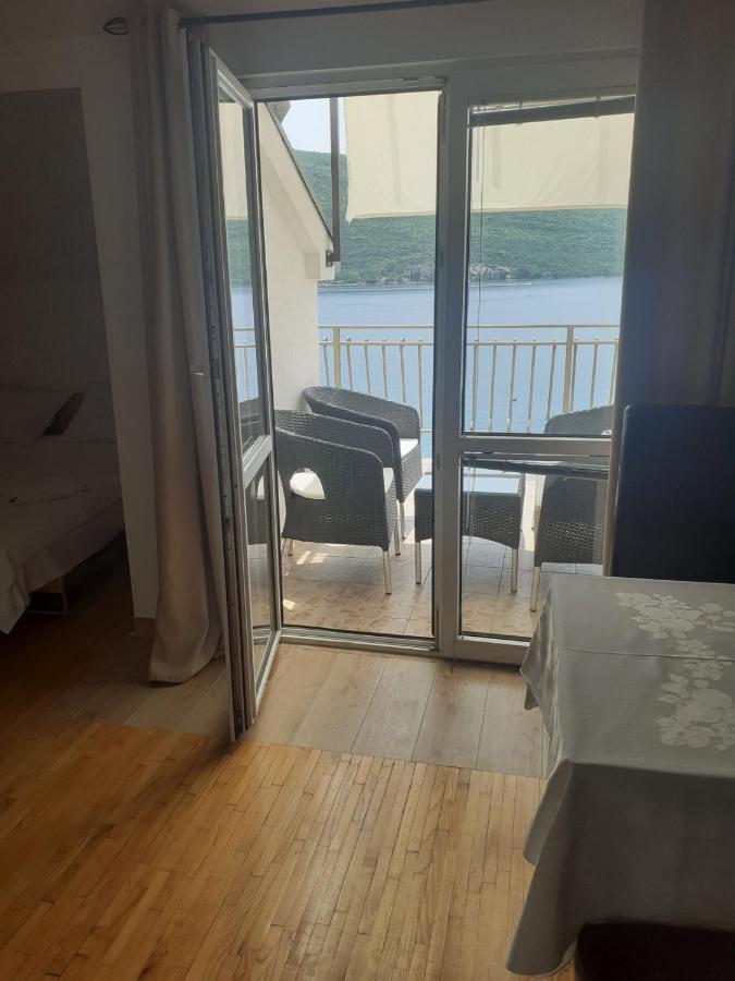 Villa Angelina Kumbor Eksteriør bilde